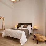 La Casa De Lima Little